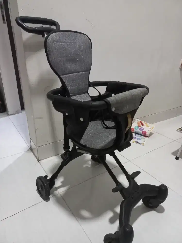 Dijual cepat Stroller Anak praktis