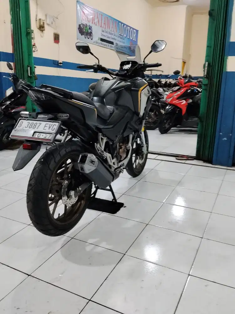Jual cepat honda cb 2022 150cc surat lengkap pajak hidup