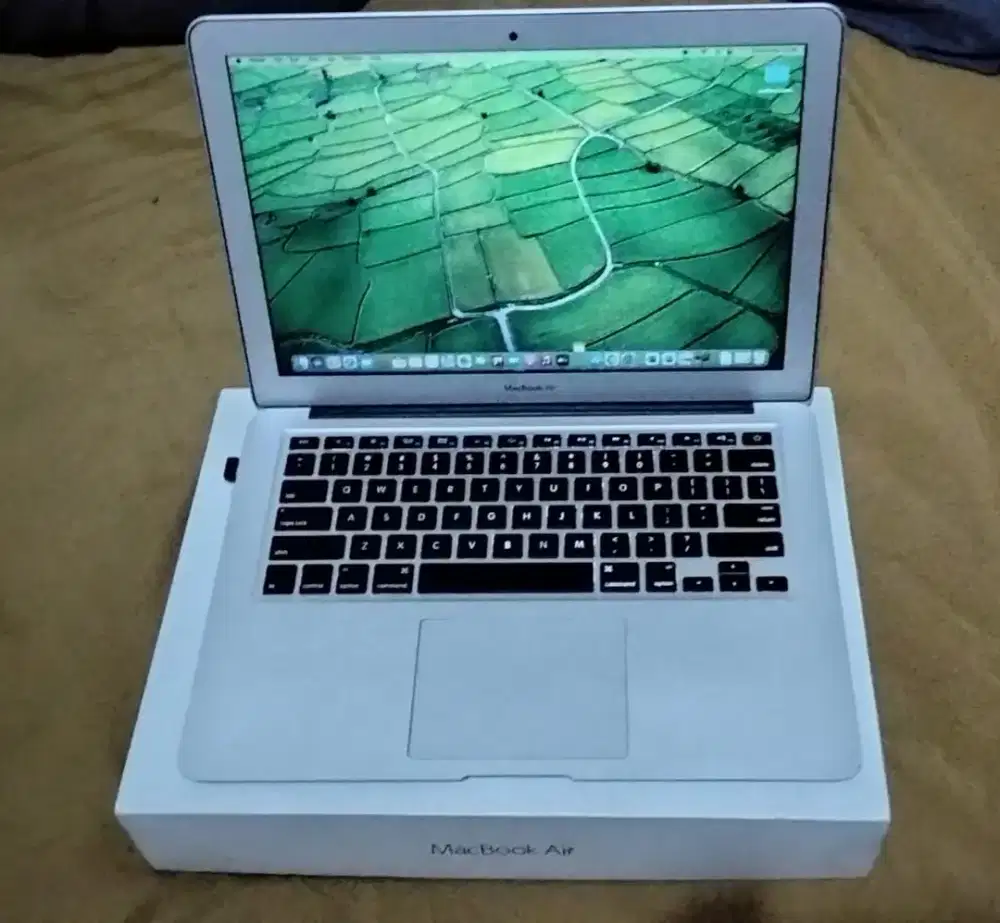 MacBook Air 13 inch tahun 2017