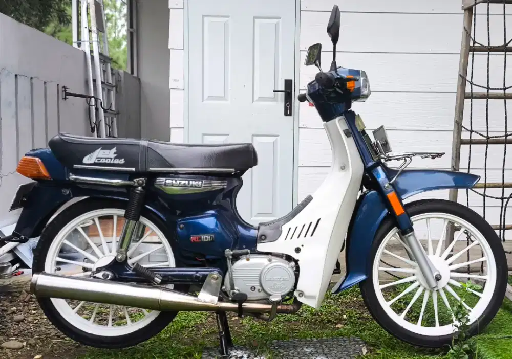 Suzuki RC 100 Thn 1987 - Asli Biru Siap Koleksi