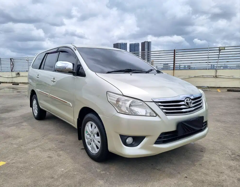 INOVA 2.0 G AT 2013 SILVER PRIBADI