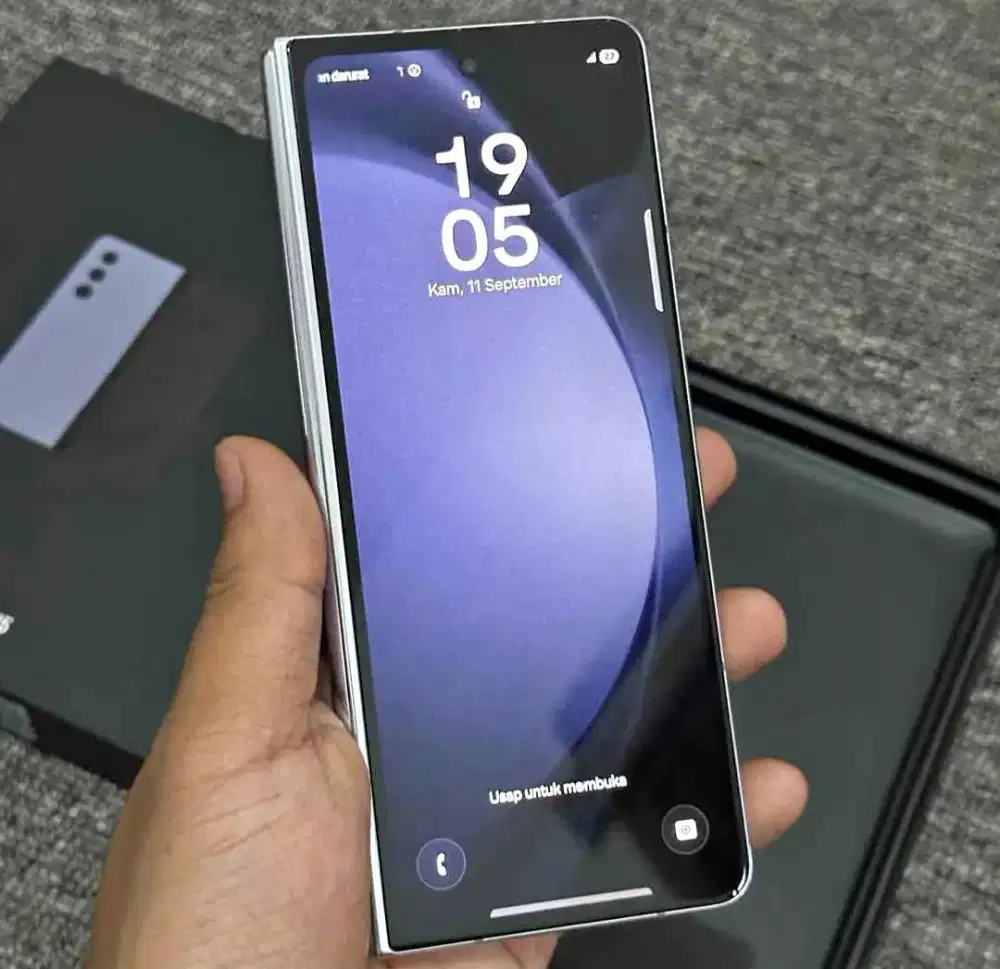 SAMSUNG Z FOLD 5 5G RAM 12/256GB ORIGINAL SEIN  FULLSHET

TAMPILAN MEW