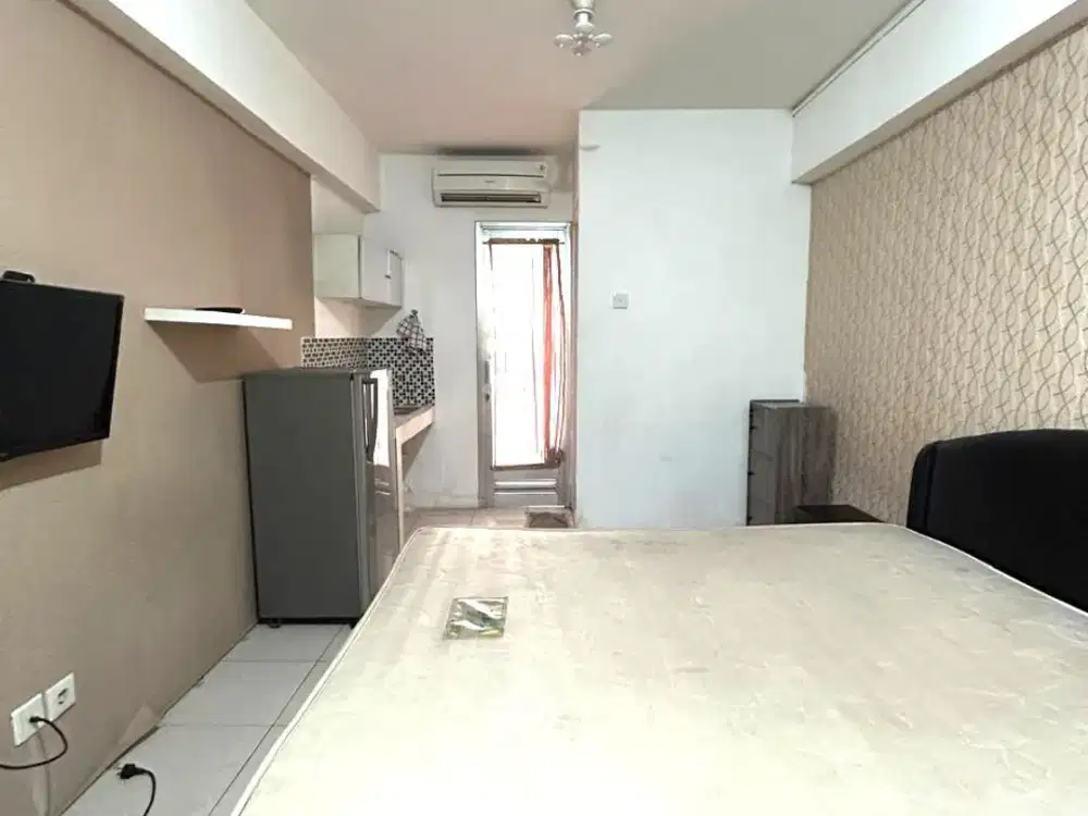 Studio Compact Furnish Green Bay Pluit Lantai Rendah Akses Mudah!