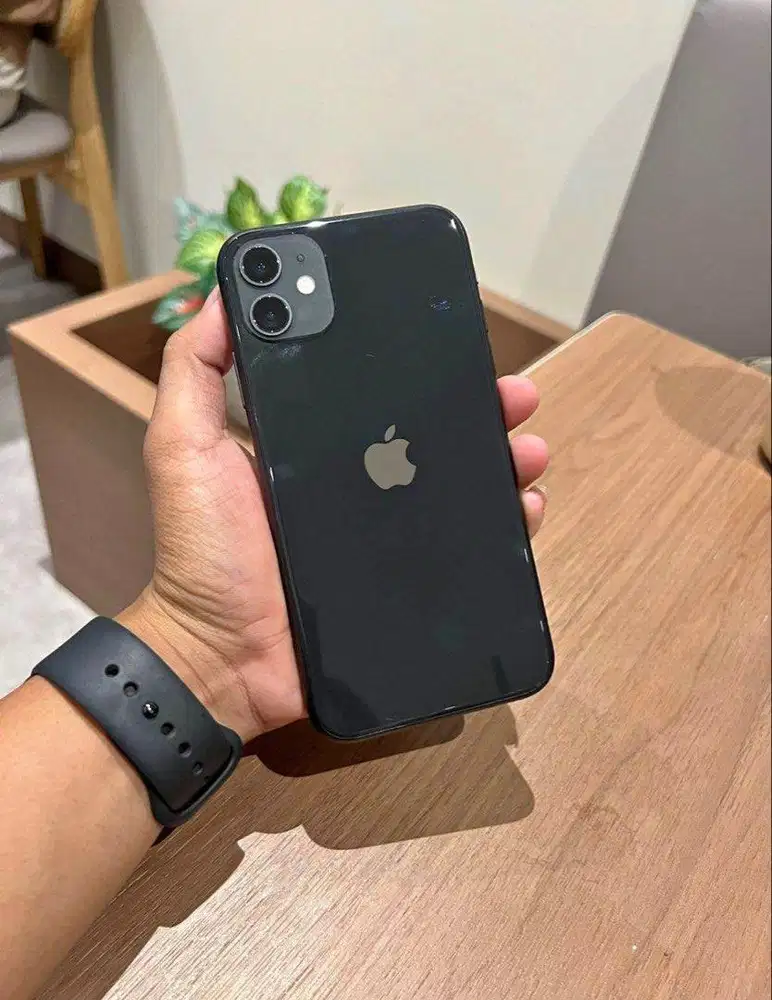 iPhone 11 64 Gb Hitam Ex iBox