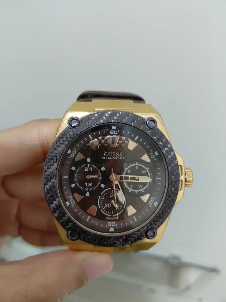 Sale! Jam tangan pria guess