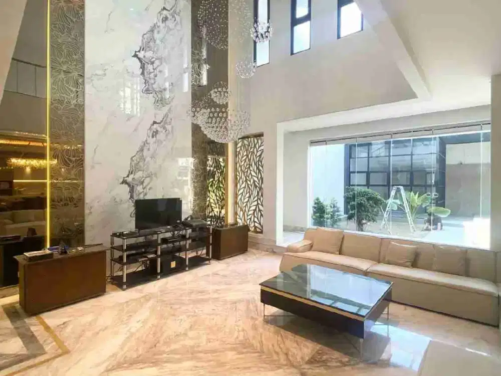 Langka Rumah Mewah furnish Graha Famili blok W