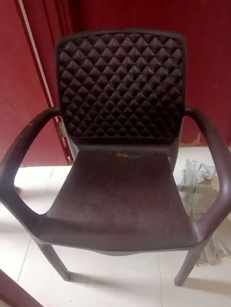 Dijual kursi plastik merk olymplast 200.000 bisa nego