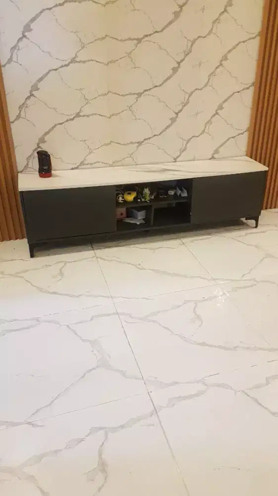 jual meja tv minimalis like new