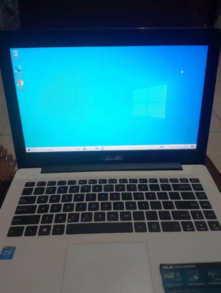 Laptop Asus x453M