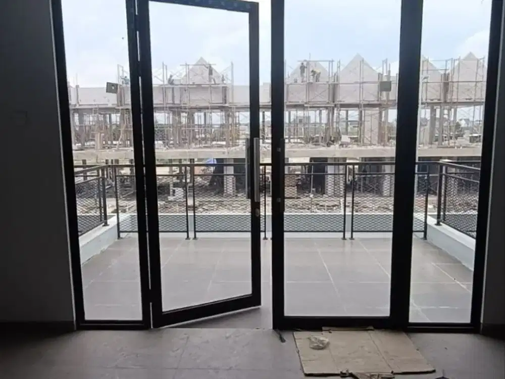 DISEWAKAN RUKO GRAND EASTERN - BARU GRESS