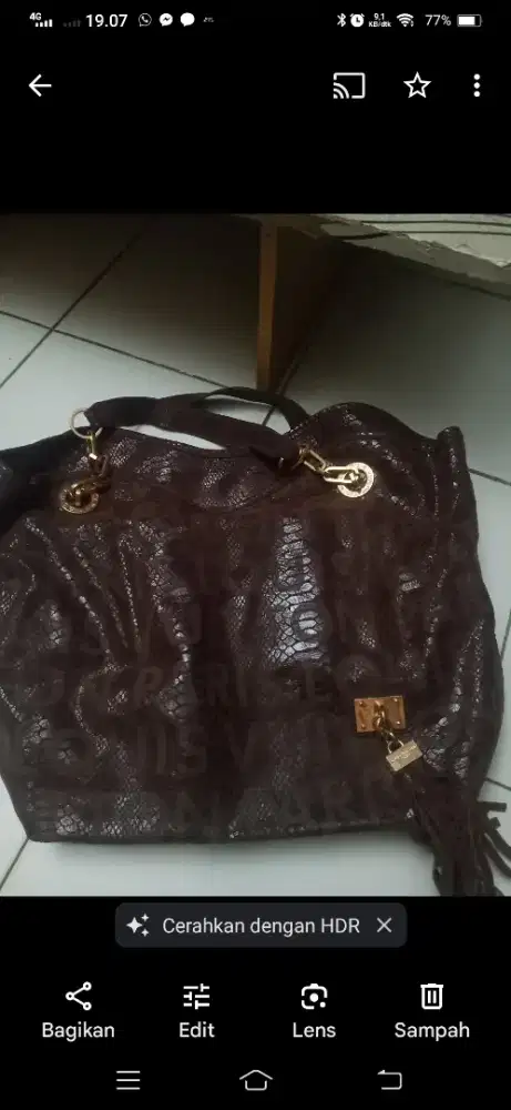 Di jual tas second merk LV
