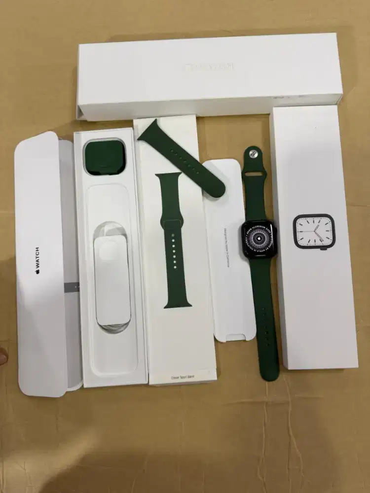 Apple Watch Series 7 45mm Like New Fullset Ori Jarang Pakai