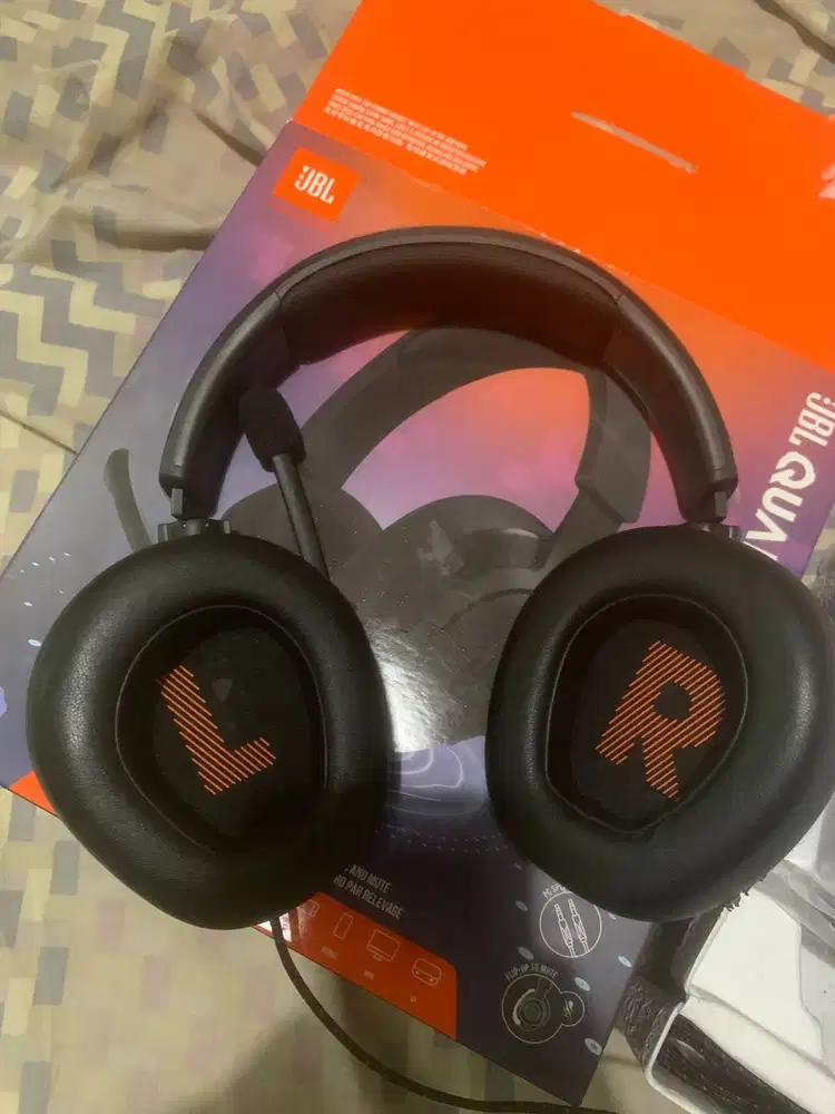 JBL Quantum 200 (Headphone)