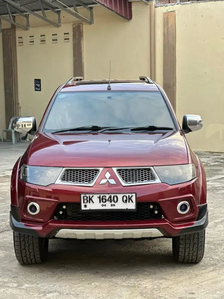 Mitsubishi pajero sport dakar 2013