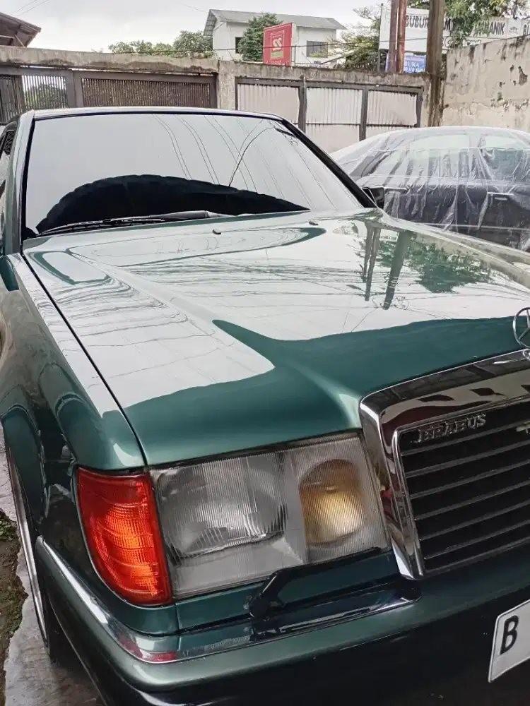 Mercedes W124/ mercy boxer 300E