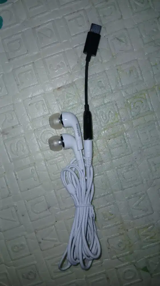 Original headset kabel Samsung & kabel jack 3.5mm port USB Type-C