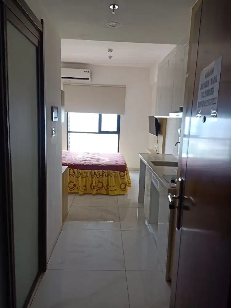 Di jual cepat Apartemen skyhouse alam sutera samping ikea