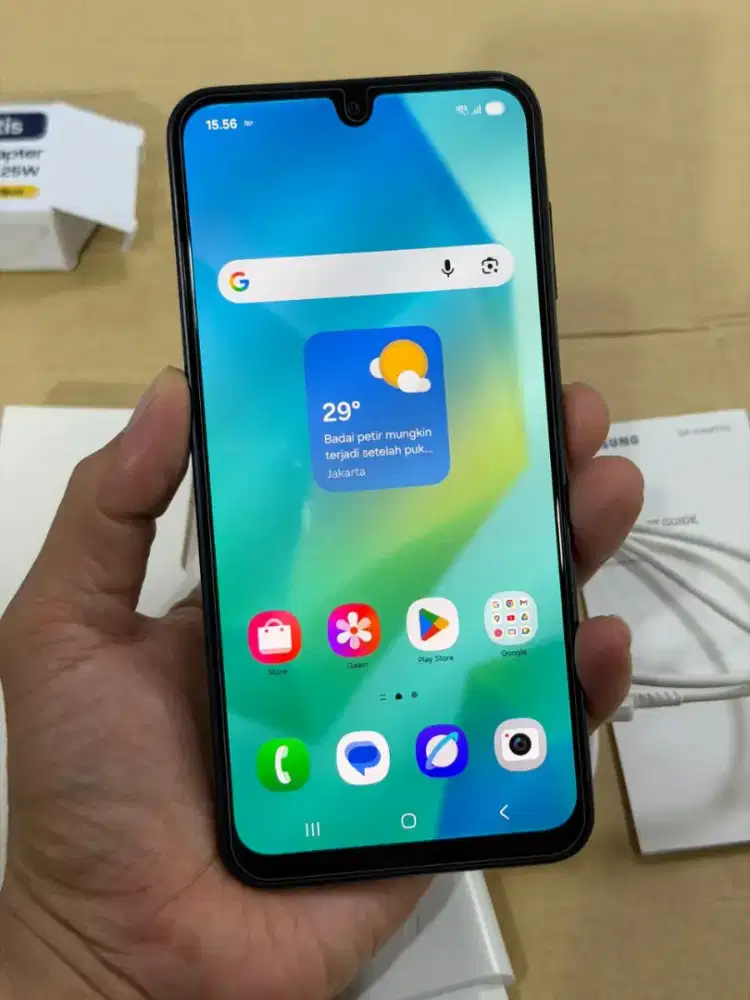 Samsung Galaxy A16 5G 8/256GB NFC 90Hz Fullset Mulus Ex Resmi