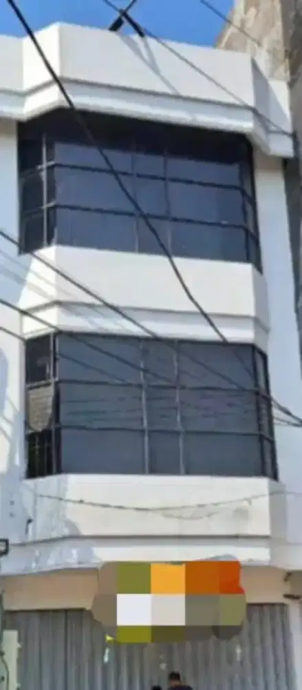 Disewakan cepat Ruko Taman Pondok Indah Surabaya 3 lantai