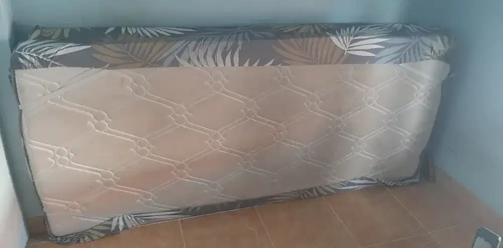 Kasur single (masih ada garansi)