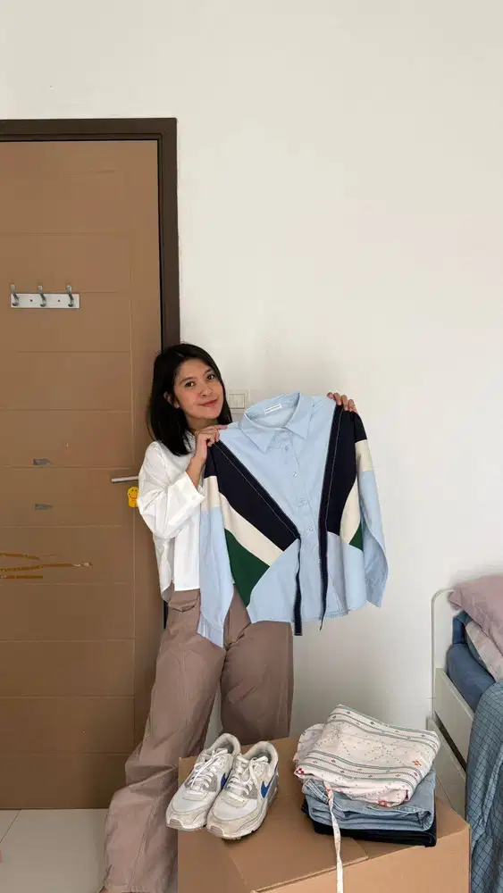 Blue Shirt dari Dayu Hatmanti #DealBikinBerkah