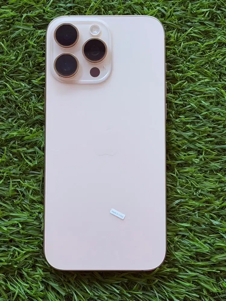 Apple Iphone 16 Pro Max 512 GB Garansi RESMI Kondisi Mulus 1000%