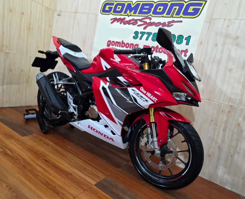 ALL NEW HONDA CBR 150R 2025 RED RACING