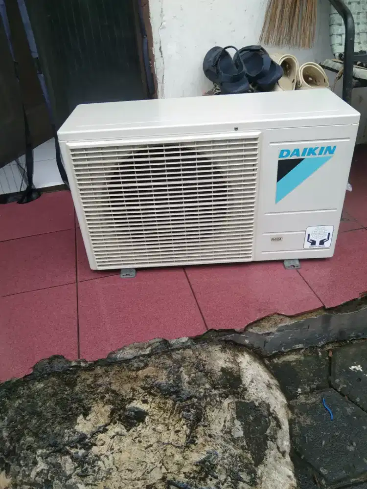 D jual ac Daikin 3/4 pk sama pasang
