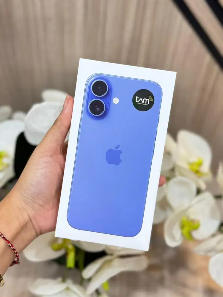 Iphone 16 128gb ultramarine brand new