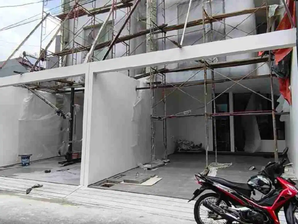 Dijual Rumah Baru 3 Lantai di Kawasan Elit Puri Indah