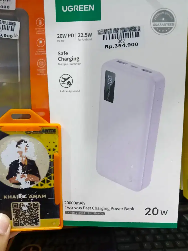 POWERBANK UGREEN DIGITAL DISPLAY 20.000Mah 20Watt Fast Charging