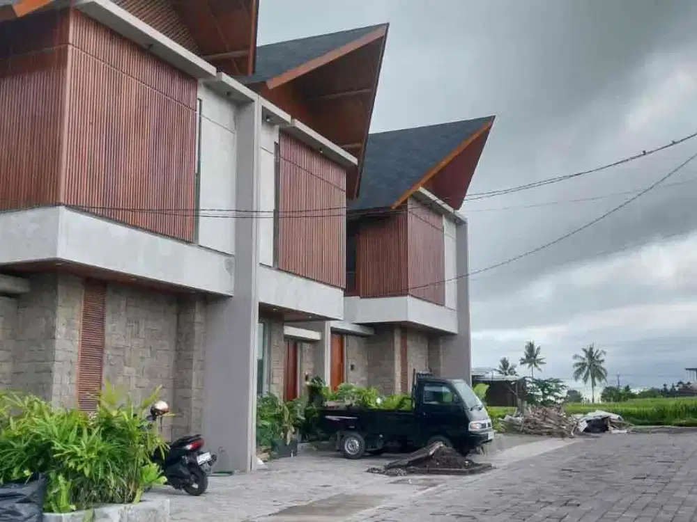 For Rent/ Sale  Cemara House 
at Arkara Village - Kedungu