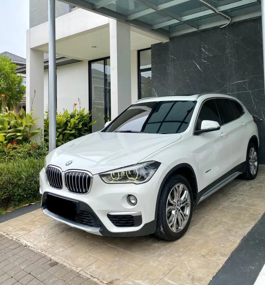 MILIK PRIBADI BMW X1 SDRIVE 18l F48 ex Mobil Kesayangan Tangan pertama