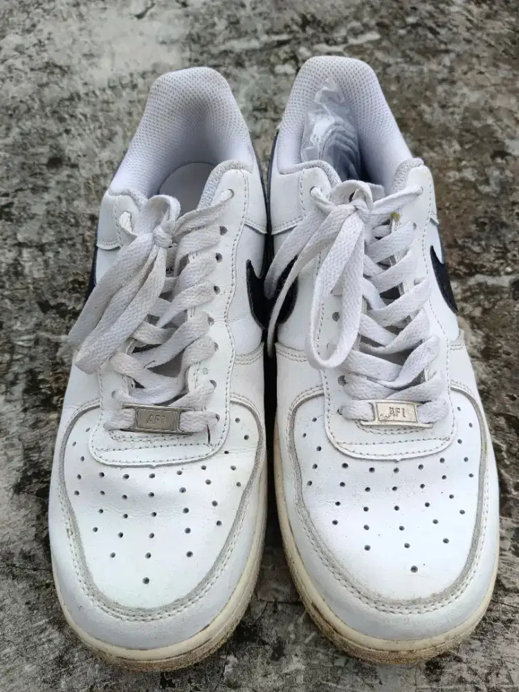 Sepatu nike force1