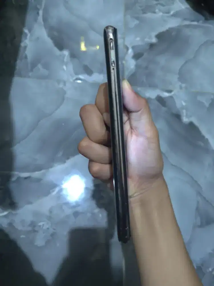 Asus Zenfone max pro m2