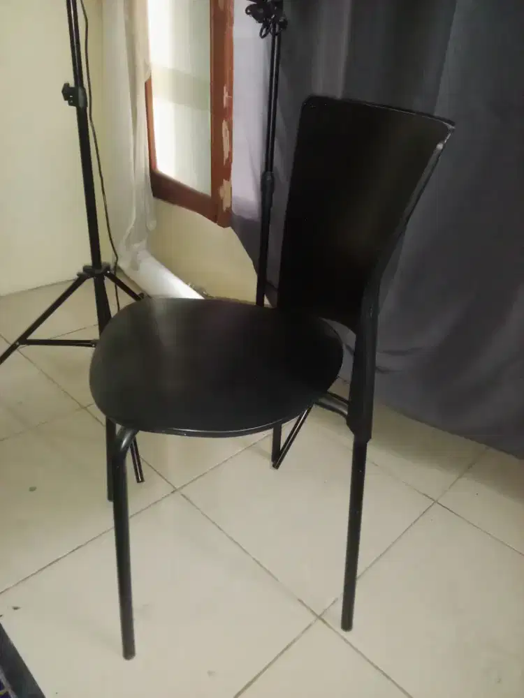 Kursi hitam full black IKEA bekas