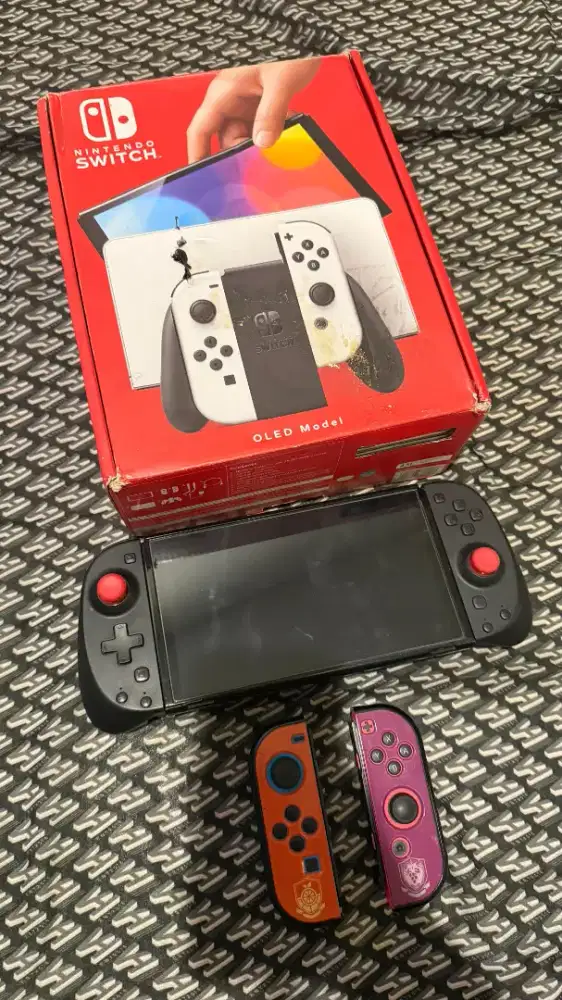 Nintendo Switch OLED – Mulus & Siap Main