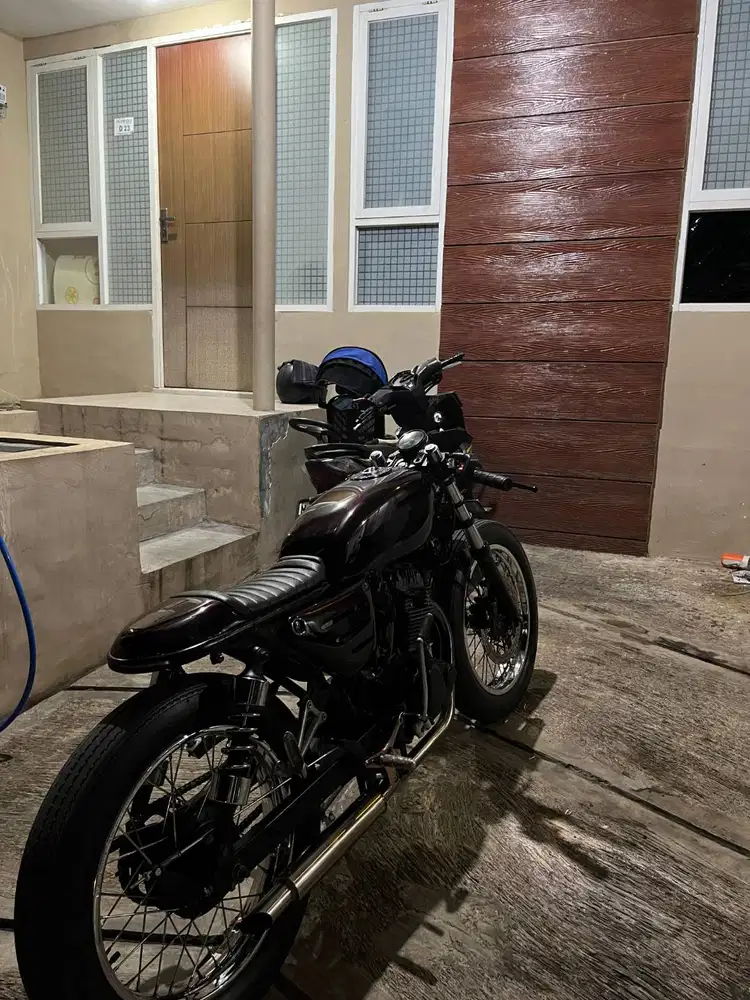 Motor custom CAFERACER