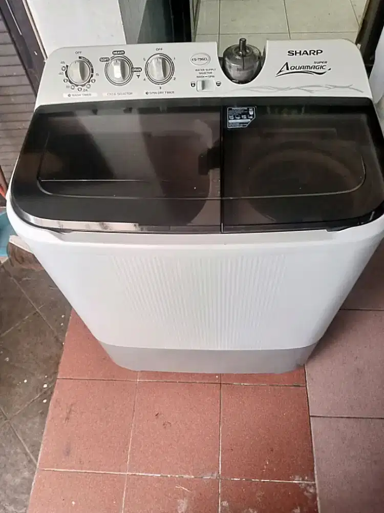 Mesin cuci 2 tabung sharp super Aquamatic 9.kg