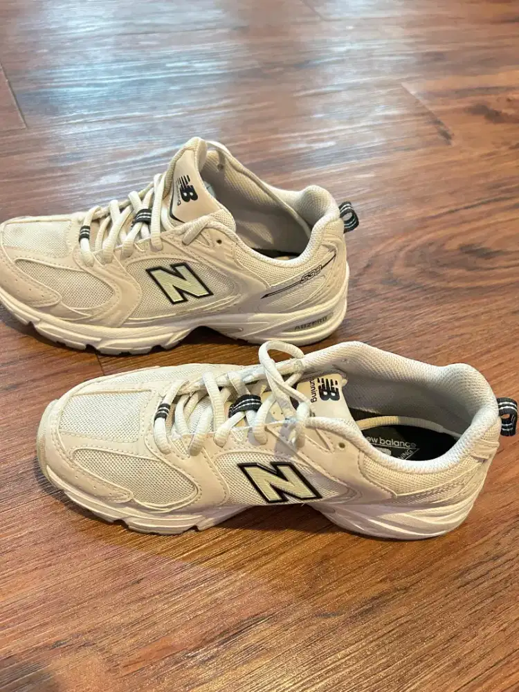 Dijual sepatu NB ukuran 36