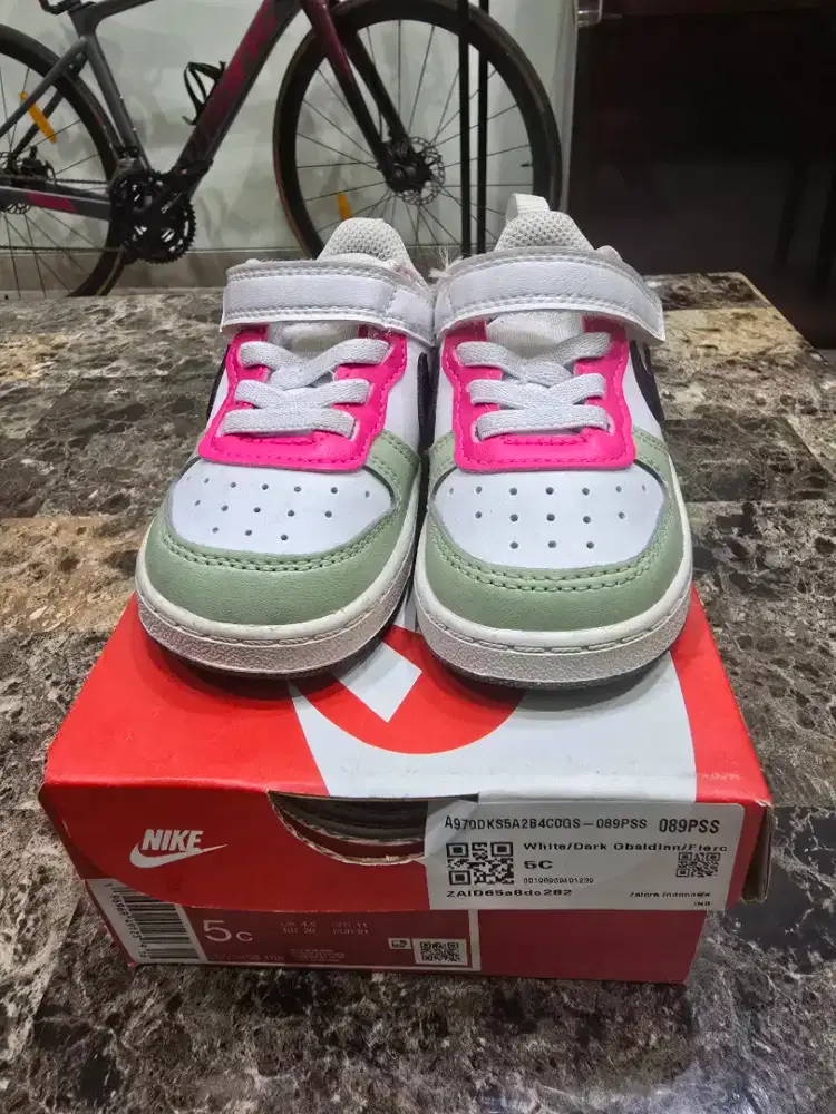 Jual sepatu anak NIKE COURT BOROUGH LOW RECRAFT