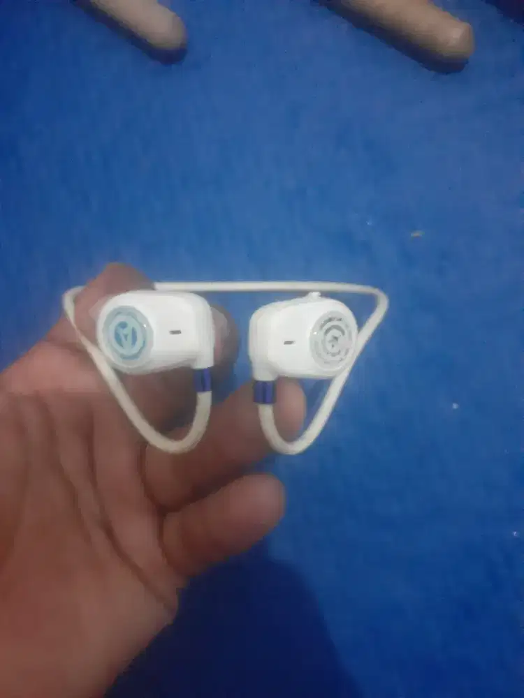 Earphone bluetooth ori evengers