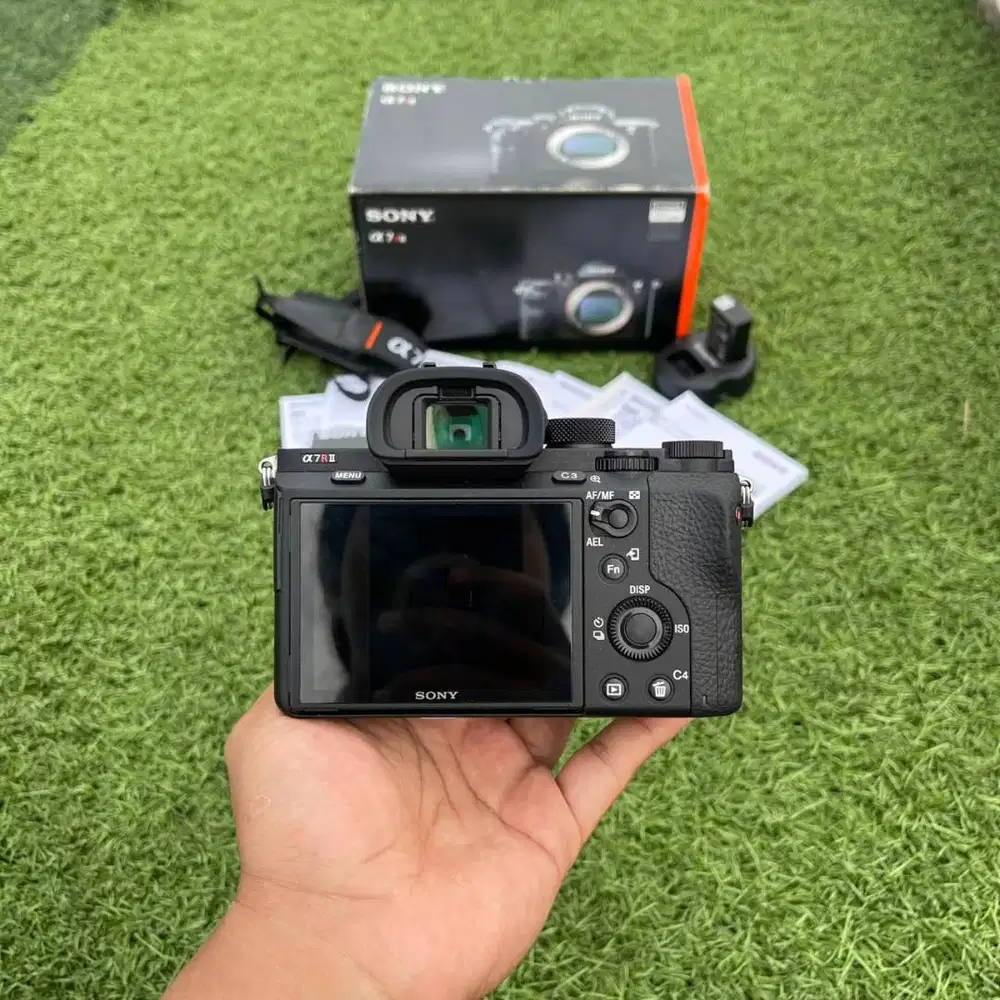 Mirrorless Sony A7RII bo fullset dus box mulus