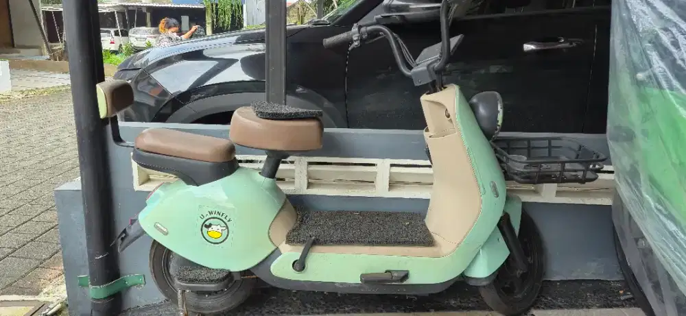 Sepeda listrik uwinfly df-7