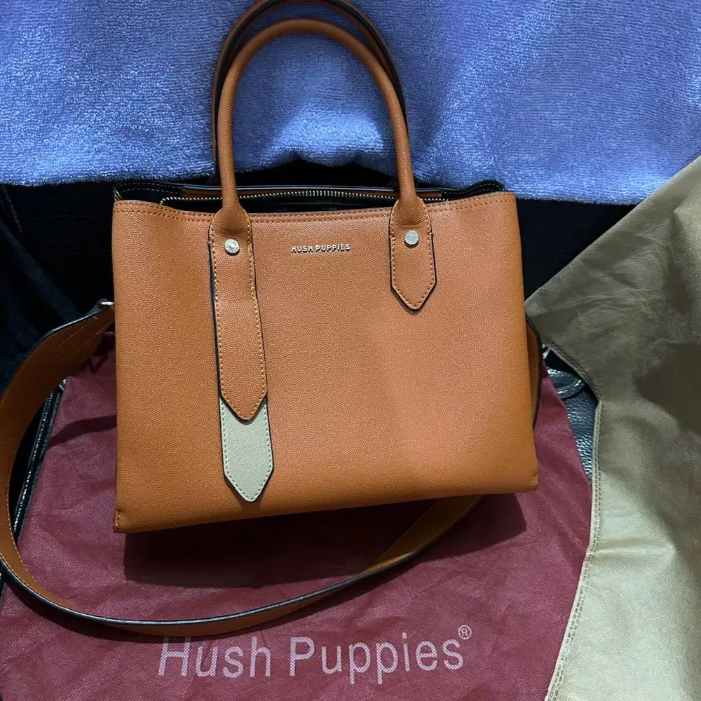 Tas Hush Puppies Handbag ASLI. Bagus Recommended PRELOVED.