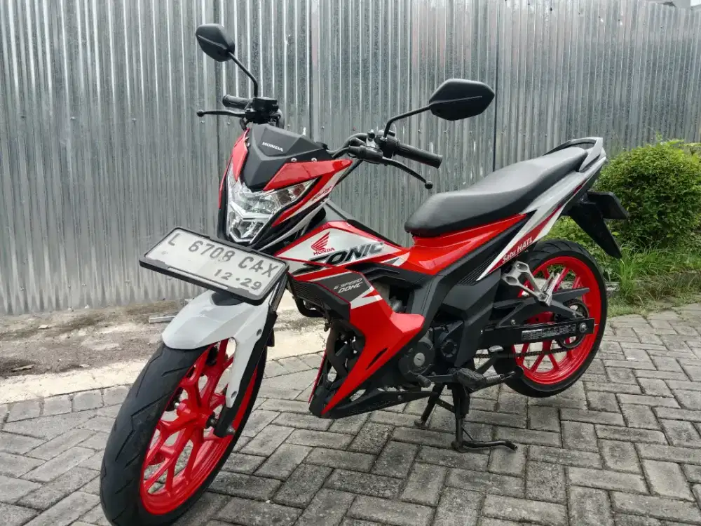 Honda Sonic 150 R