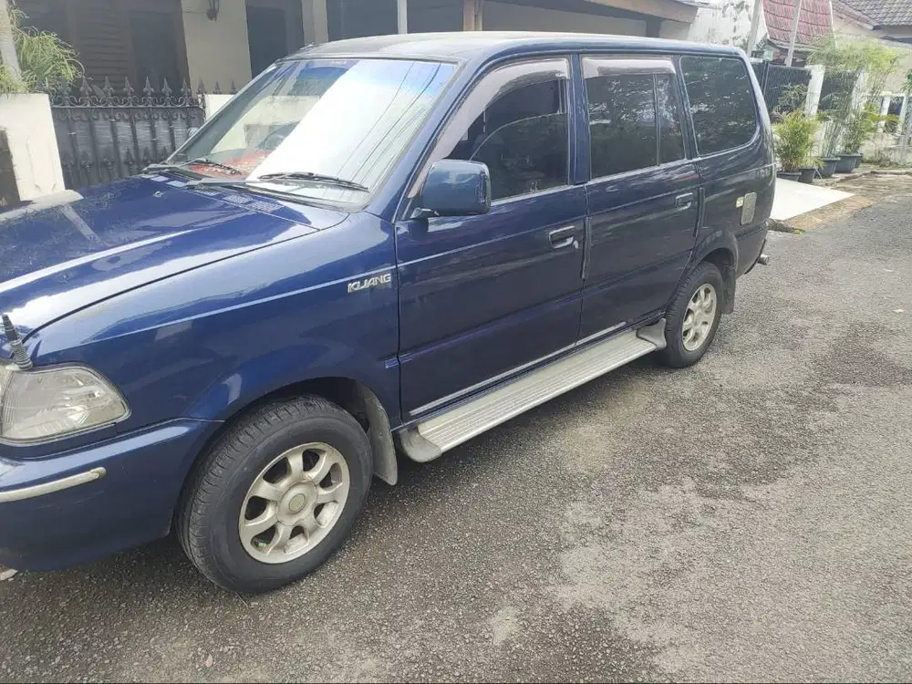 Toyota Kijang LSX 2001