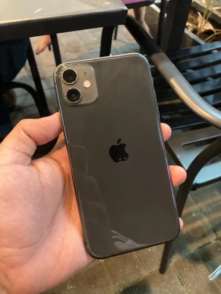 iPhone 11 64 REGIST SETARA IBOX