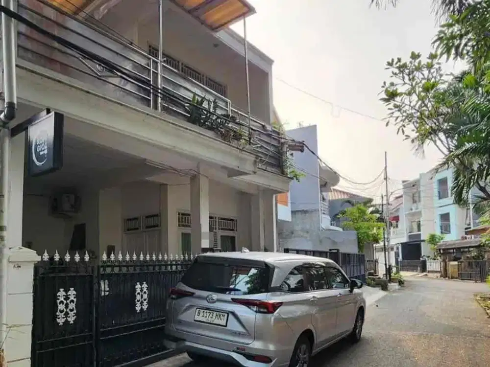 Rumah di Pondok Pinang, Kebayoran Lama, Jakarta Selatan