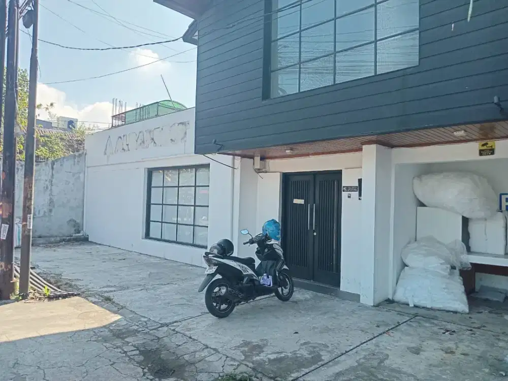 Sewa Ruko Luas di Arcamanik Cisaranten dekat Kampus ALGhifari Soekarno Hatta Bandung | SW076